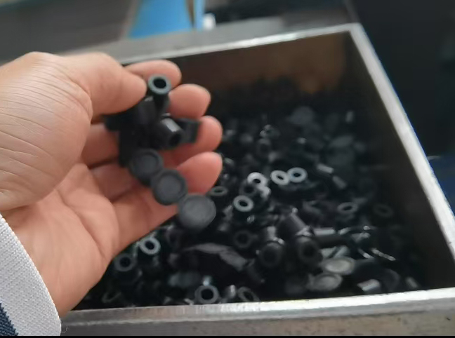 День на производственном заводе Zhengguan Rubber