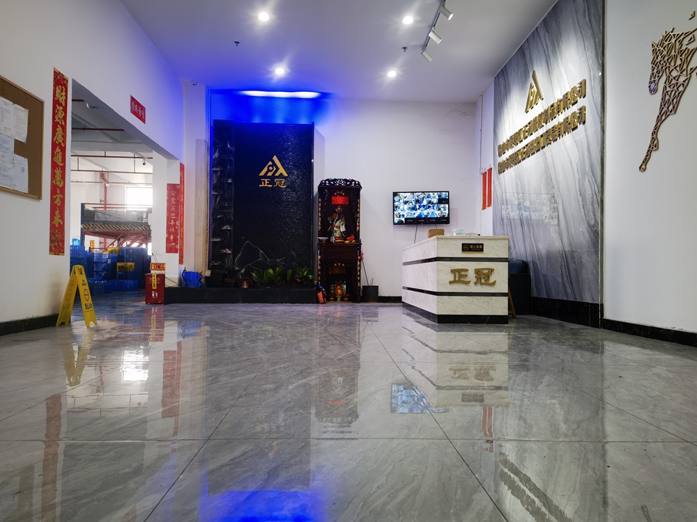 Пусть 2025 год закончится миром, а 2026 год начнется с удачи.